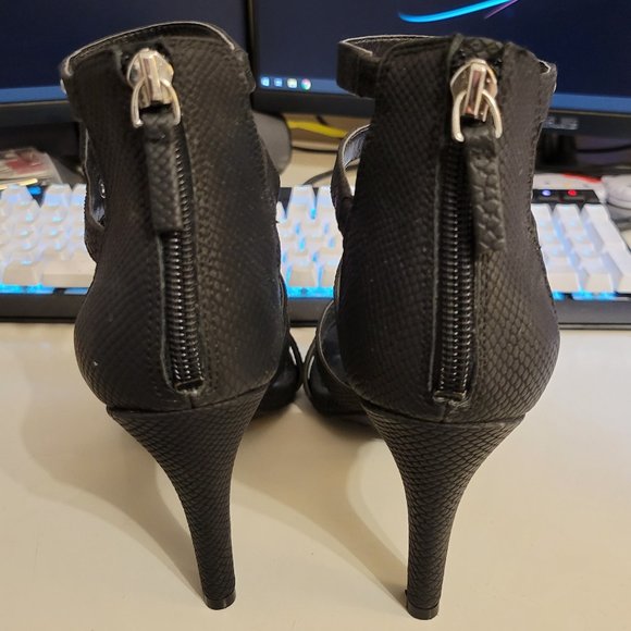 NINE WEST // Strappy Heels - Picture 5 of 6